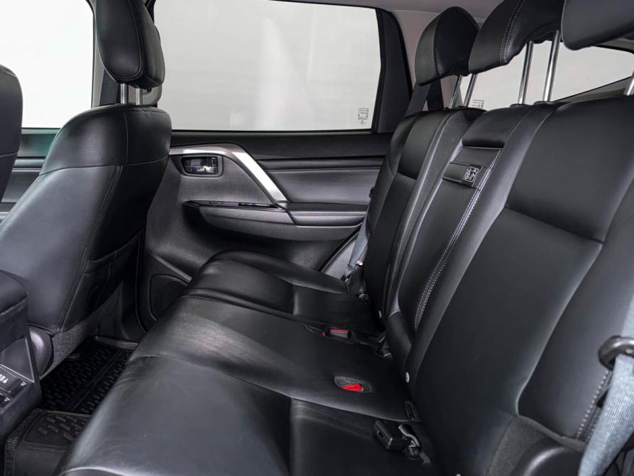 Mitsubishi Montero Sport III Рестайлинг Санкт-Петербург  - изображение 13
