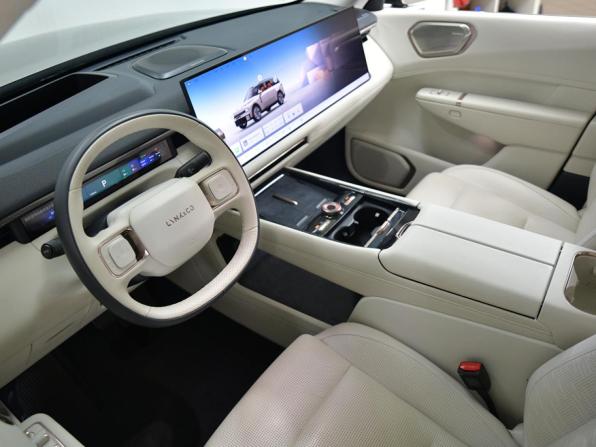 Lynk &amp; Co 900 с пробегом 2025 года, цена 6 800 000 рублей, 16498 км, внедорожник, Автокод Объявления