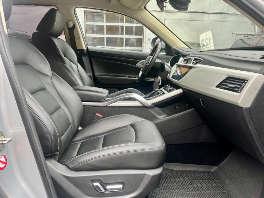 Geely Atlas I Санкт-Петербург  - изображение 12