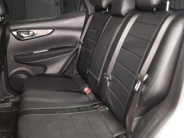 Nissan Qashqai II с пробегом 2015 года, цена 1 409 000 рублей, 215242 км, внедорожник, Автокод Объявления