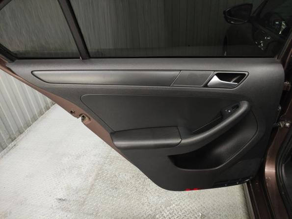 Volkswagen Jetta VI с пробегом 2014 года, цена 865 000 рублей, 239828 км, седан, Автокод Объявления