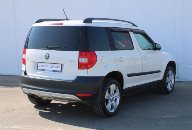 Skoda Yeti I Рестайлинг с пробегом 2013 года, цена 1 000 000 рублей, 252434 км, внедорожник, Автокод Объявления
