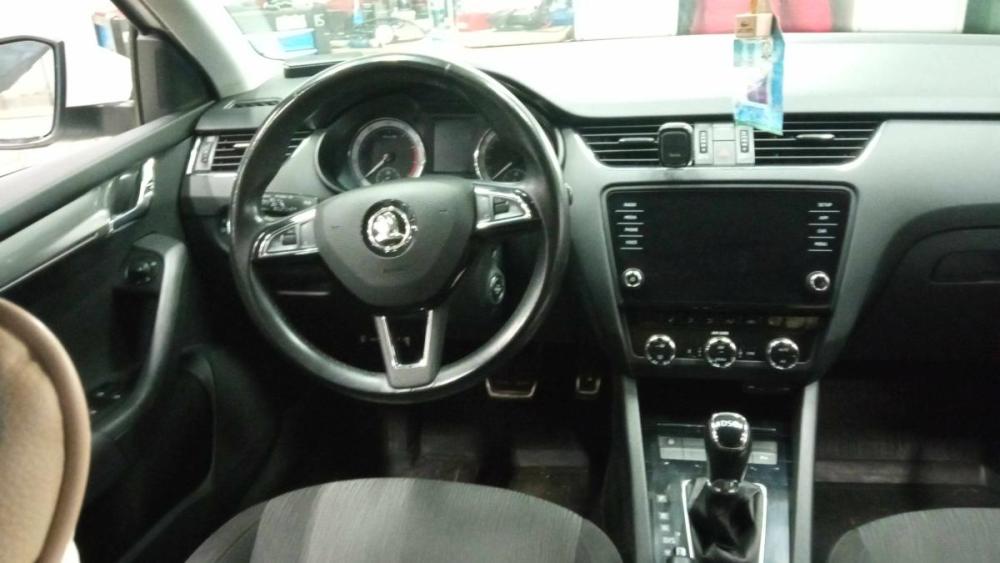 Skoda Octavia III (A7) Рестайлинг Мурино  - изображение 5