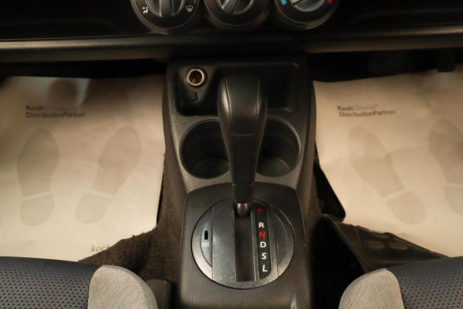 Honda Fit I с пробегом 2003 года, цена 329 000 рублей, 205000 км, хэтчбек, Автокод Объявления