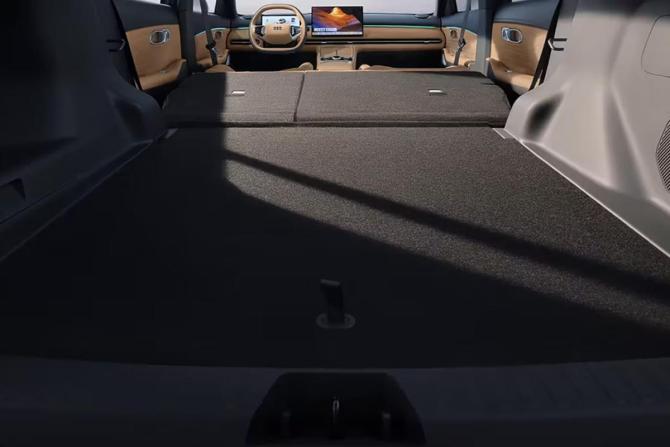 Новый Geely EX5 EM-i 2026 года, цена 3 924 990 рублей, внедорожник, Автокод Объявления