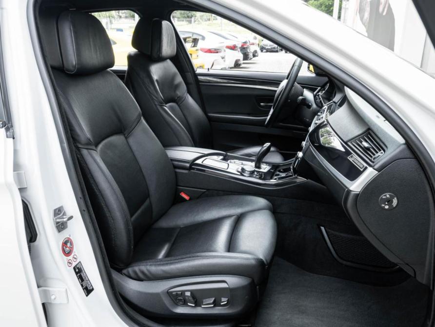 BMW 5 серии VI (F10/F11/F07) Рестайлинг Ставрополь  - изображение 8