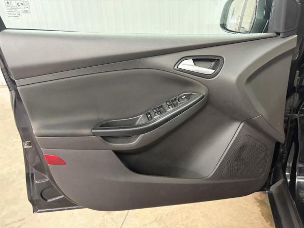 Ford Focus III с пробегом 2013 года, цена 767 000 рублей, 277568 км, универсал, Автокод Объявления
