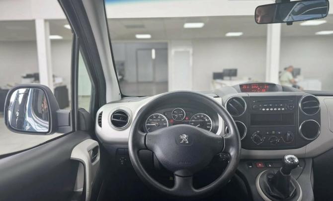 Peugeot Partner II Рестайлинг с пробегом 2013 года, цена 799 000 рублей, 192000 км, минивэн, Автокод Объявления