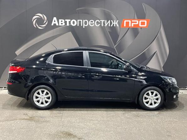 Kia Rio III Рестайлинг с пробегом 2015 года, цена 1 150 000 рублей, 97131 км, седан, Автокод Объявления