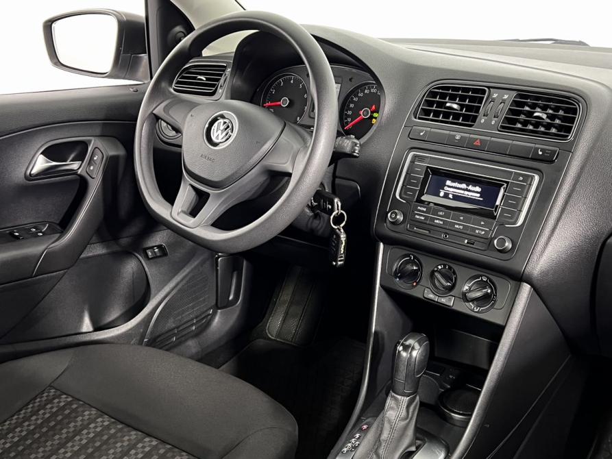 Volkswagen Polo V Рестайлинг Калининград  - изображение 13