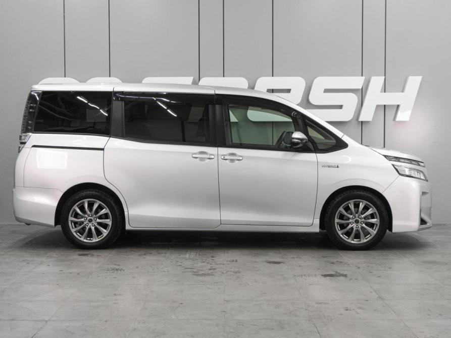 Toyota Voxy III (R80) Рестайлинг Воронеж  - изображение 5