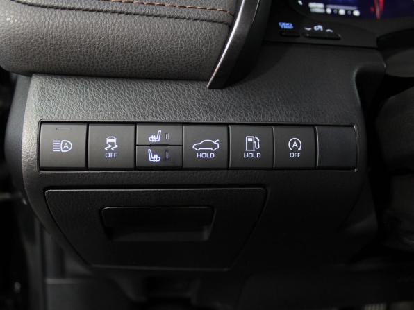 Toyota Camry VIII (XV70) Рестайлинг с пробегом 2023 года, цена 3 550 000 рублей, 71046 км, седан, Автокод Объявления