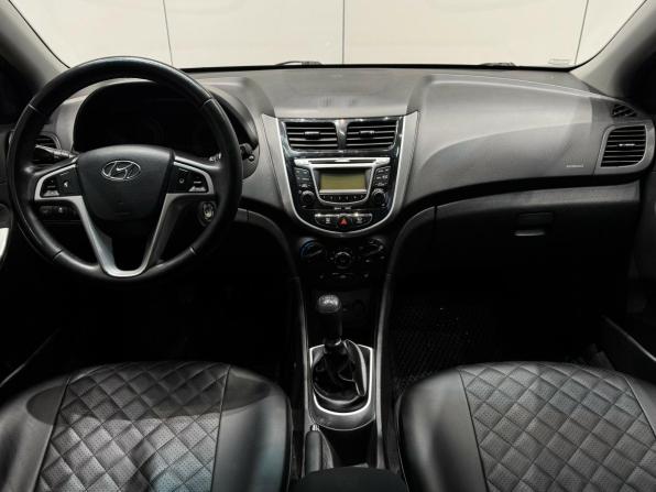 Hyundai Solaris I с пробегом 2011 года, цена 760 000 рублей, 185973 км, хэтчбек, Автокод Объявления