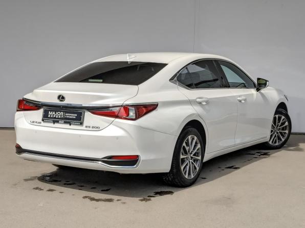 Lexus ES VII Рестайлинг с пробегом 2023 года, цена 4 355 000 рублей, 25601 км, седан, Автокод Объявления