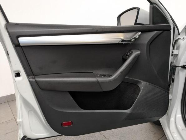 Skoda Octavia III (A7) Рестайлинг с пробегом 2019 года, цена 1 250 000 рублей, 171353 км, лифтбек, Автокод Объявления