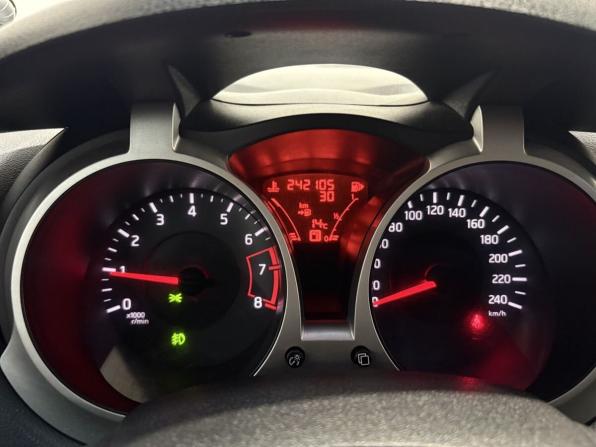 Nissan Juke I с пробегом 2011 года, цена 797 000 рублей, 242104 км, внедорожник, Автокод Объявления