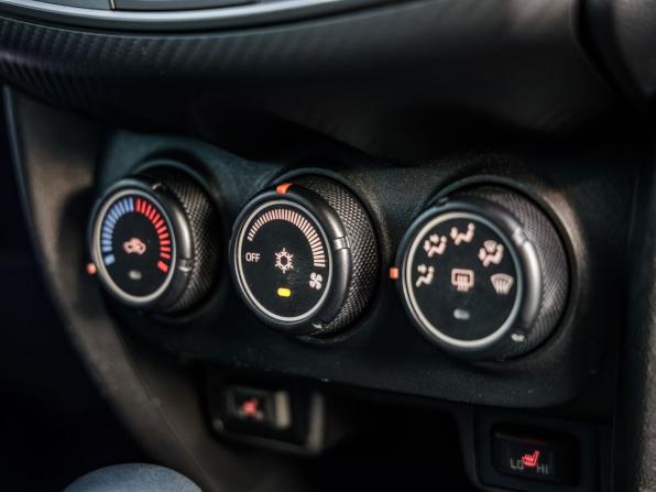 Mitsubishi ASX I Рестайлинг с пробегом 2015 года, цена 1 378 000 рублей, 158832 км, внедорожник, Автокод Объявления