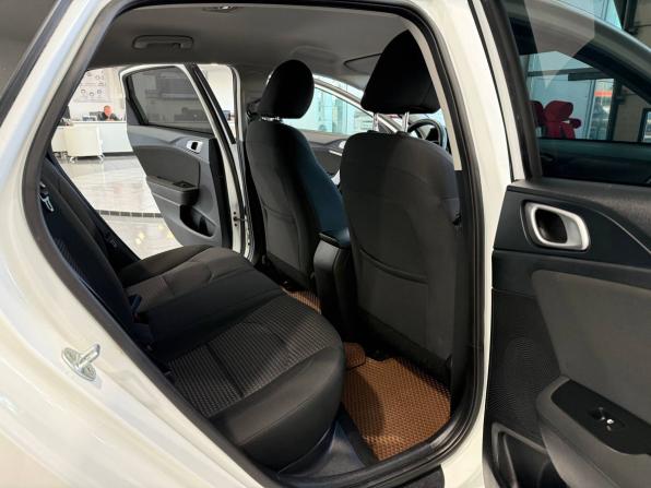 Kia Ceed III с пробегом 2018 года, цена 1 598 000 рублей, 73113 км, хэтчбек, Автокод Объявления