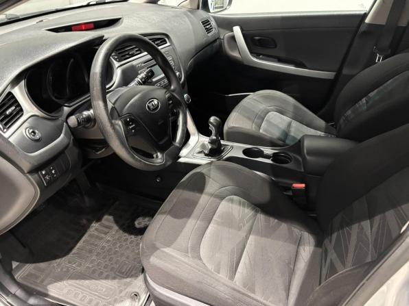 Kia Ceed II Рестайлинг с пробегом 2015 года, цена 799 241 рубль, 188720 км, хэтчбек, Автокод Объявления