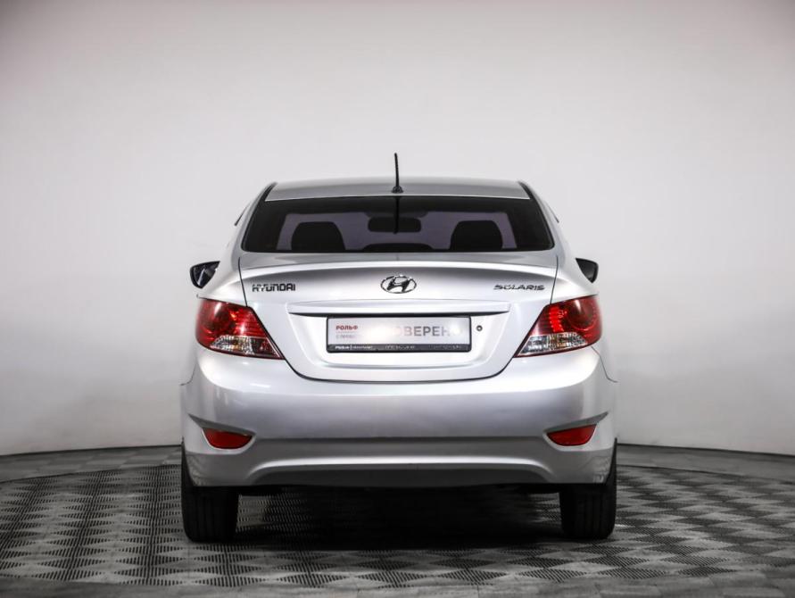 Hyundai Solaris I Санкт-Петербург  - изображение 7