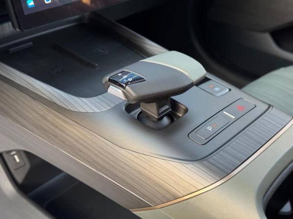 Changan Lamore с пробегом 2024 года, цена 2 225 000 рублей, 8184 км, седан, Автокод Объявления