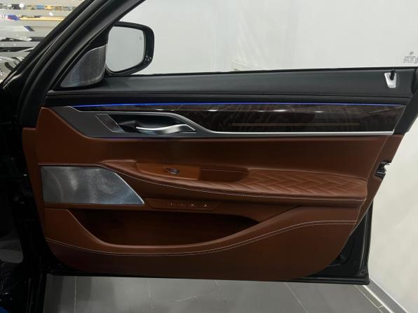 BMW 7 серии VI (G11/G12) Рестайлинг с пробегом 2019 года, цена 8 755 000 рублей, 110590 км, седан, Автокод Объявления