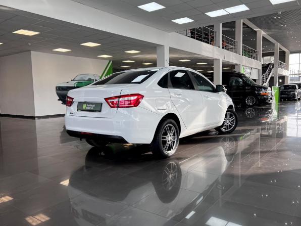 Lada (ВАЗ) Vesta I с пробегом 2018 года, цена 800 000 рублей, 108583 км, седан, Автокод Объявления