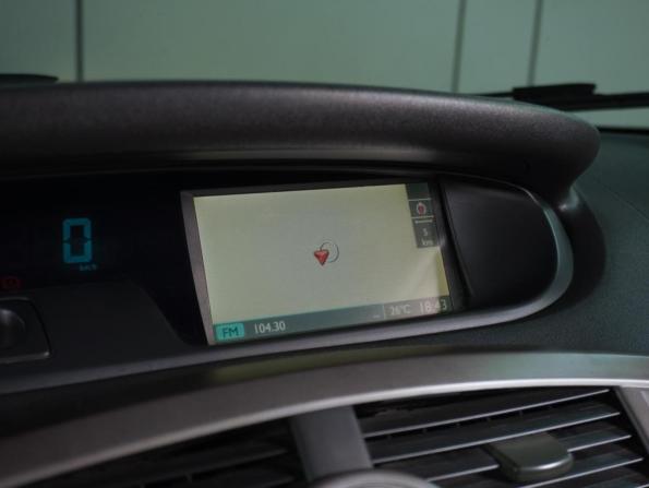 Renault Scenic II Рестайлинг с пробегом 2008 года, цена 549 000 рублей, 243000 км, компактвэн, Автокод Объявления
