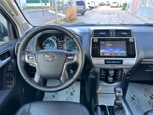 Toyota Land Cruiser Prado 150 Series Рестайлинг 2 с пробегом 2019 года, цена 5 380 000 рублей, 175458 км, внедорожник, Автокод Объявления