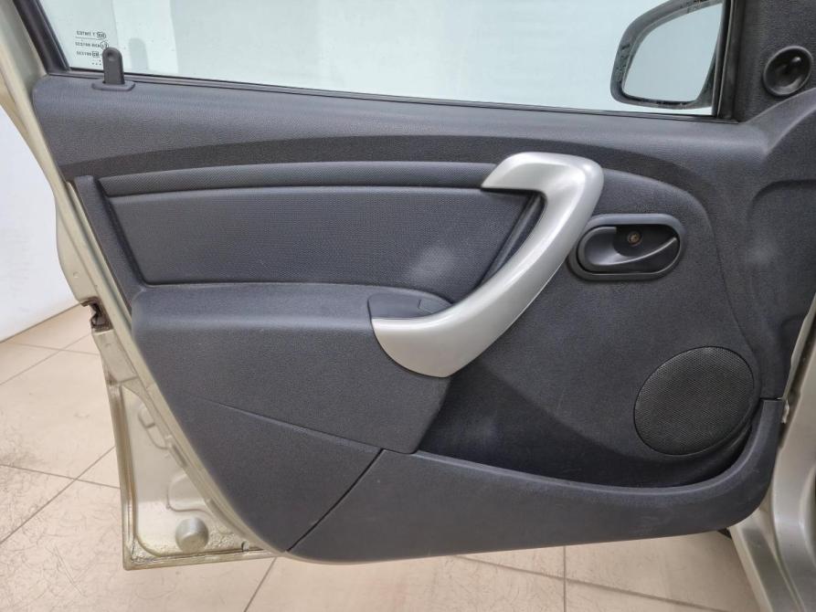 Renault Logan I Рестайлинг Альметьевск  - изображение 9