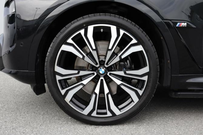 BMW X7 I (G07) Рестайлинг с пробегом 2023 года, цена 15 300 000 рублей, 38722 км, внедорожник, Автокод Объявления