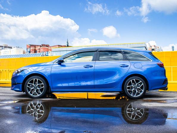 Kia Ceed III Рестайлинг с пробегом 2021 года, цена 2 130 000 рублей, 119275 км, универсал, Автокод Объявления