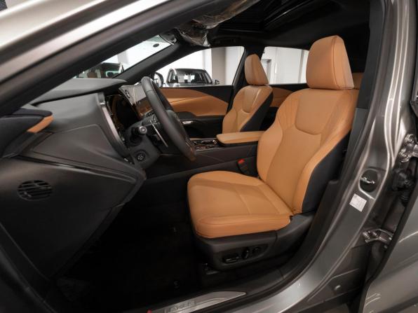 Lexus RX V с пробегом 2026 года, цена 8 000 000 рублей, 7 км, внедорожник, Автокод Объявления