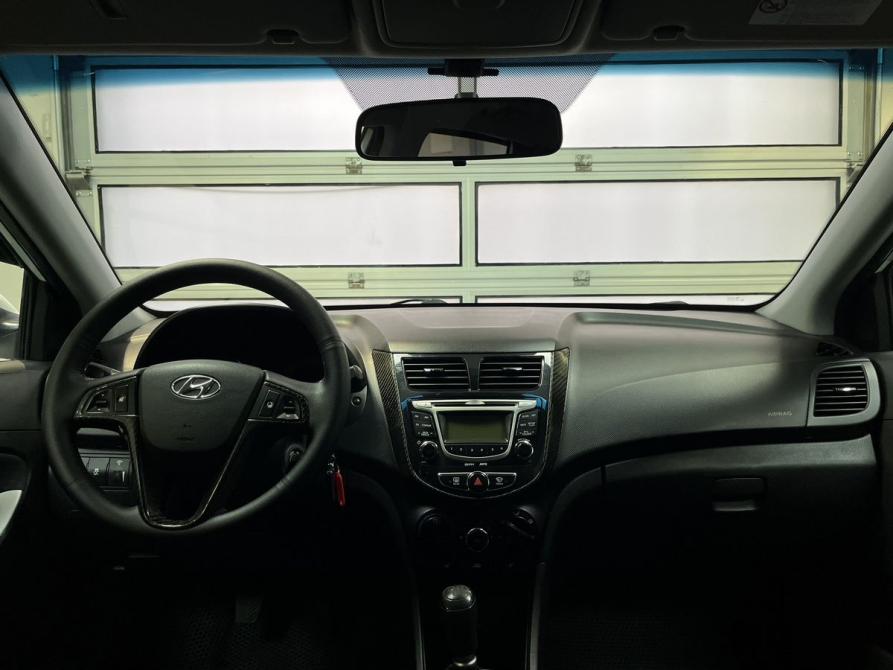 Hyundai Solaris I Тверь  - изображение 8