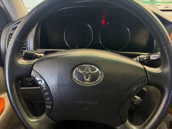 Toyota Land Cruiser 100 Series Рестайлинг 1 с пробегом 2004 года, цена 1 510 500 рублей, 857107 км, внедорожник, Автокод Объявления