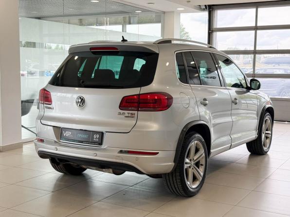 Volkswagen Tiguan I Рестайлинг с пробегом 2014 года, цена 1 575 000 рублей, 300743 км, внедорожник, Автокод Объявления