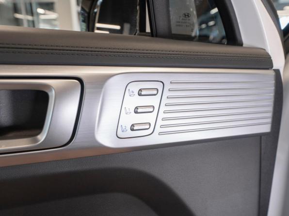 Hyundai Santa Fe V (MX5) с пробегом 2024 года, цена 5 400 000 рублей, 6830 км, внедорожник, Автокод Объявления