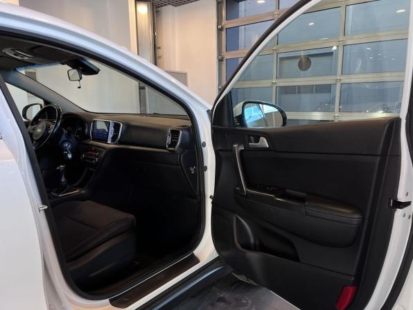Kia Sportage IV с пробегом 2018 года, цена 2 099 000 рублей, 118429 км, внедорожник, Автокод Объявления