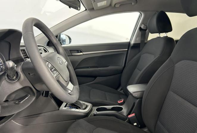 Hyundai Elantra VI (AD) с пробегом 2017 года, цена 1 050 000 рублей, 165724 км, седан, Автокод Объявления