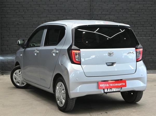 Daihatsu Mira e:S II с пробегом 2021 года, цена 860 000 рублей, 49083 км, хэтчбек, Автокод Объявления