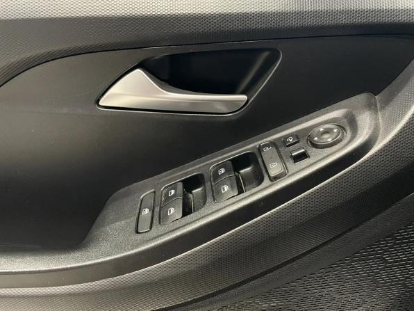 Hyundai Creta II с пробегом 2021 года, цена 2 100 000 рублей, 78667 км, внедорожник, Автокод Объявления