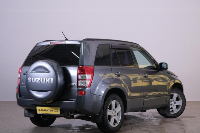 Suzuki Grand Vitara II с пробегом 2006 года, цена 869 000 рублей, 236000 км, внедорожник, Автокод Объявления
