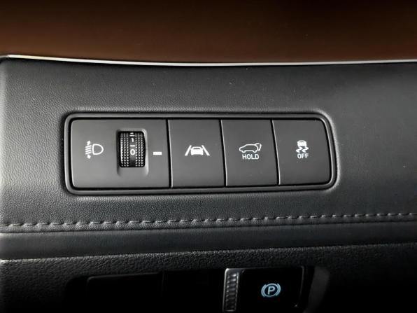 Hyundai Santa Fe IV Рестайлинг с пробегом 2022 года, цена 3 710 000 рублей, 87038 км, внедорожник, Автокод Объявления