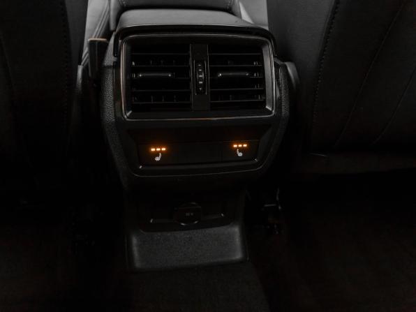 Skoda Karoq I с пробегом 2020 года, цена 2 190 000 рублей, 116102 км, внедорожник, Автокод Объявления