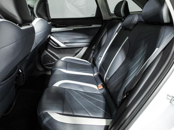Geely Atlas II с пробегом 2024 года, цена 2 900 000 рублей, 31643 км, внедорожник, Автокод Объявления