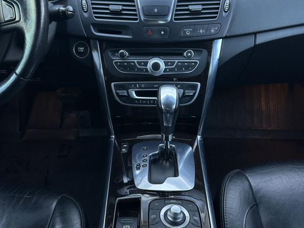 Renault Latitude I с пробегом 2012 года, цена 995 000 рублей, 216159 км, седан, Автокод Объявления