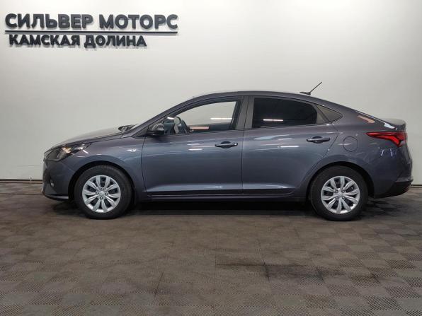 Hyundai Solaris II Рестайлинг с пробегом 2022 года, цена 1 685 000 рублей, 87220 км, седан, Автокод Объявления