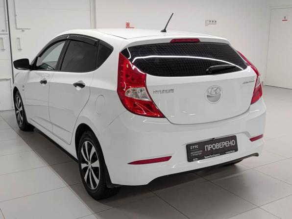 Hyundai Solaris I Рестайлинг с пробегом 2015 года, цена 960 000 рублей, 153853 км, хэтчбек, Автокод Объявления
