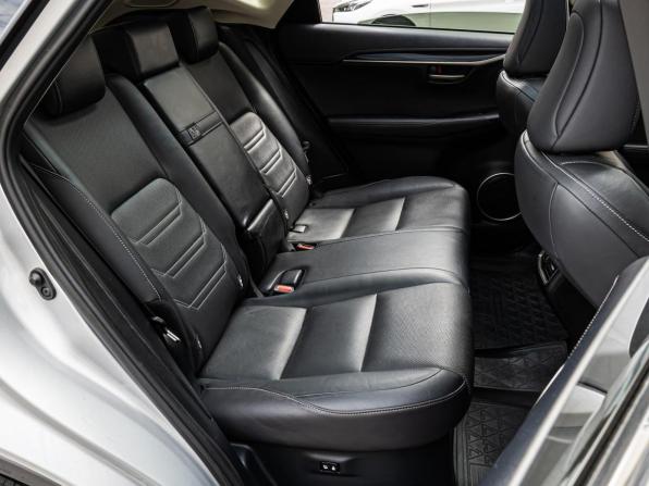 Lexus NX I с пробегом 2015 года, цена 2 275 000 рублей, 218196 км, внедорожник, Автокод Объявления
