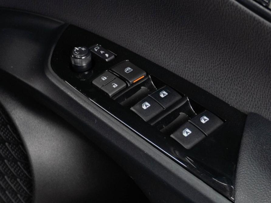 Toyota Prius IV (XW50) Тюмень  - изображение 19